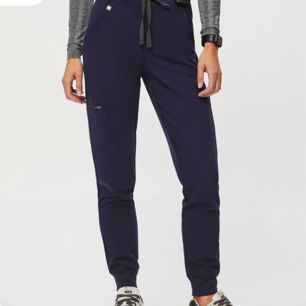 High Waisted Zamora Jogger Scrub Pants™
XXL/Tall